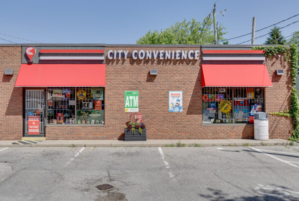 City Convenience Exterior