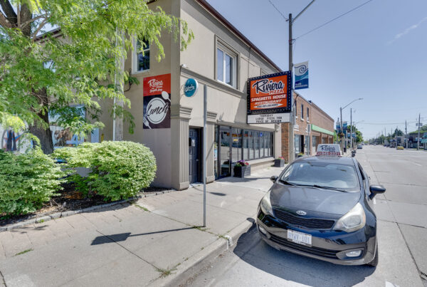 Riviera Pizza and Spaghetti House Exterior