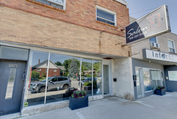 Salon B Exterior